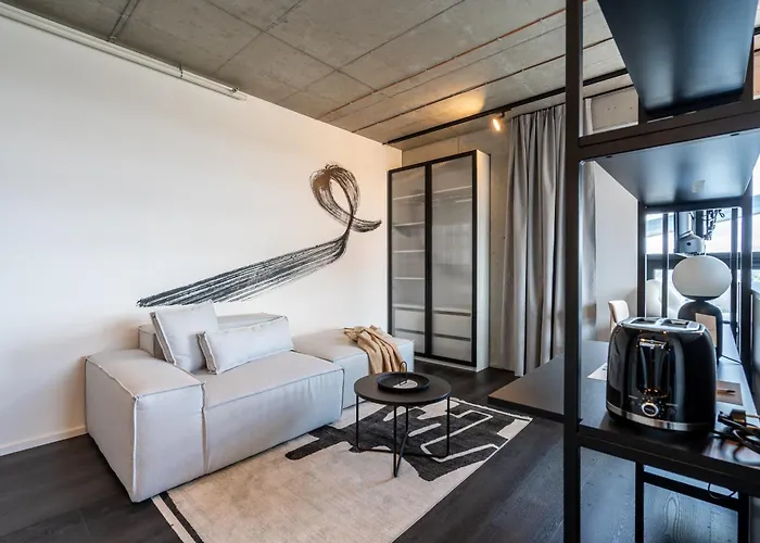 Aparthotel Honest 4*